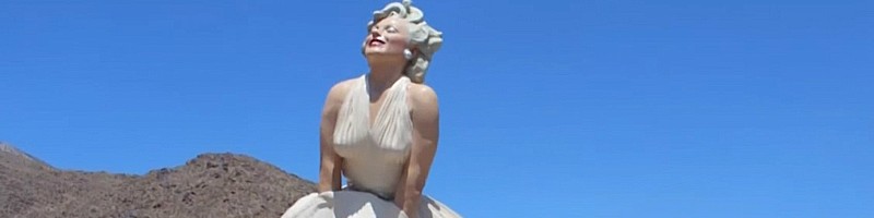 Marilyn Monroe 'Forever Marilyn' statue in Palm Springs